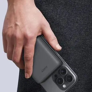 Batterie Externe Power Bank Sans Fil Magnétique AUKEY PB-MS04 10000mAh 20W avec Câble USB-C Gris